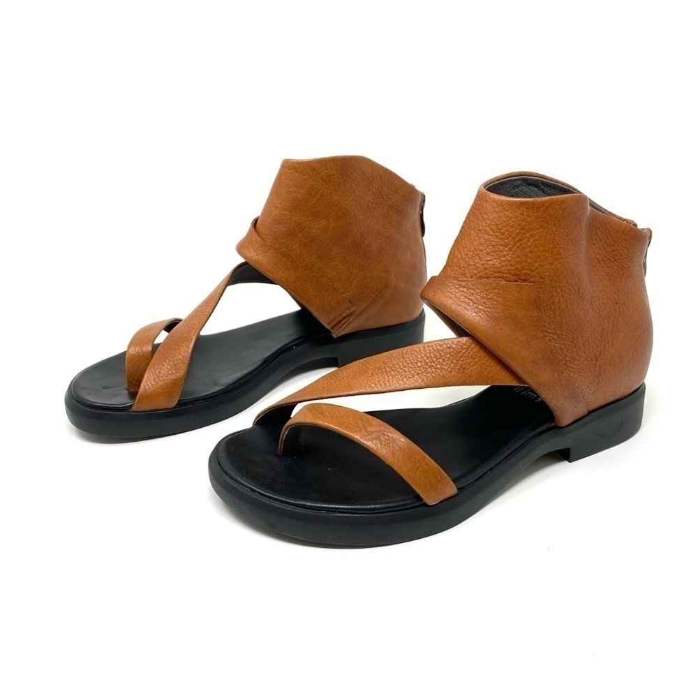 Spring Step Tan Sandals - Picture 2 of 7